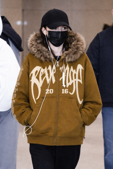 REVENGE ARCH LOGO FUR ZIP TAN/KHAKI