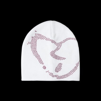 REVENGE X HEARTBREAK RHINESTONE BEANIE WHITE/PINK